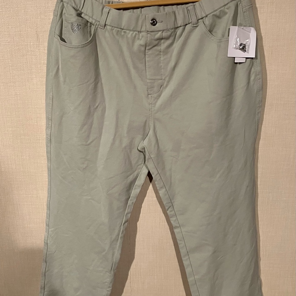 Quacker Factory Pull-on Straight Leg Pants/Dream Jeannes - 1X - Stone (#137)